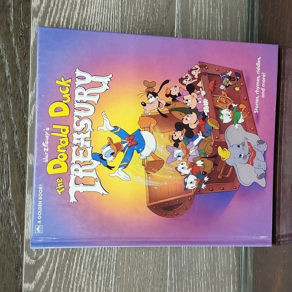 Walt Disney the Donald duck treasury book made to celebrate 50th annive 1984